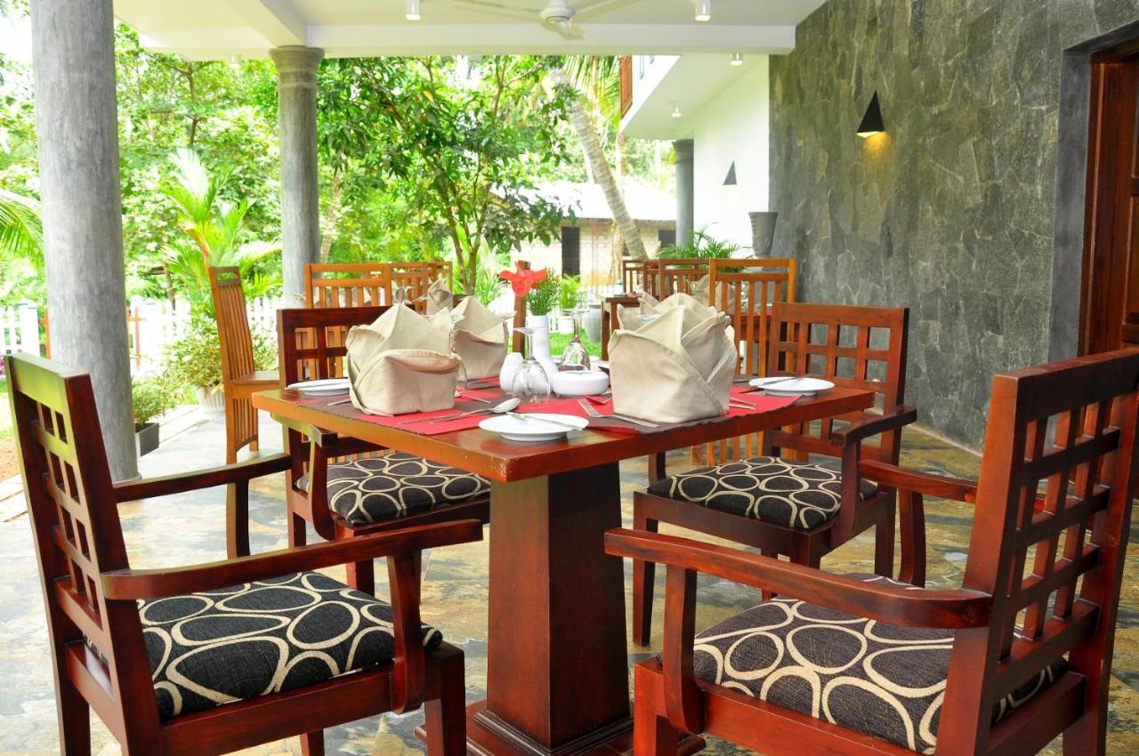 Canal Villa Bentota Exterior foto